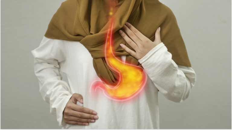 5 Minuman Menyehatkan yang Bisa Bantu Atasi Gangguan Asam Lambung